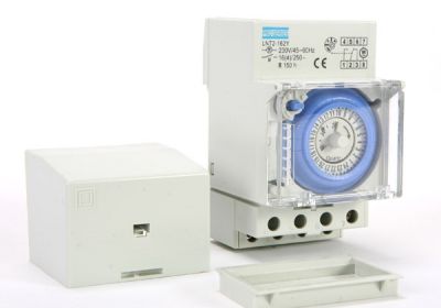 Pro Series LNT2-162Y Segment Time Switch