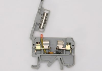 Knife Edge Disconnect Terminals